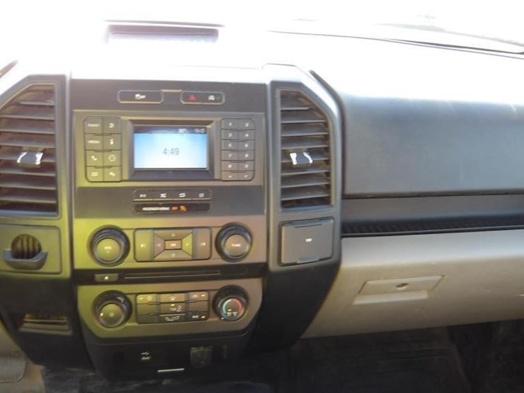 2018-ford-f150-image-23