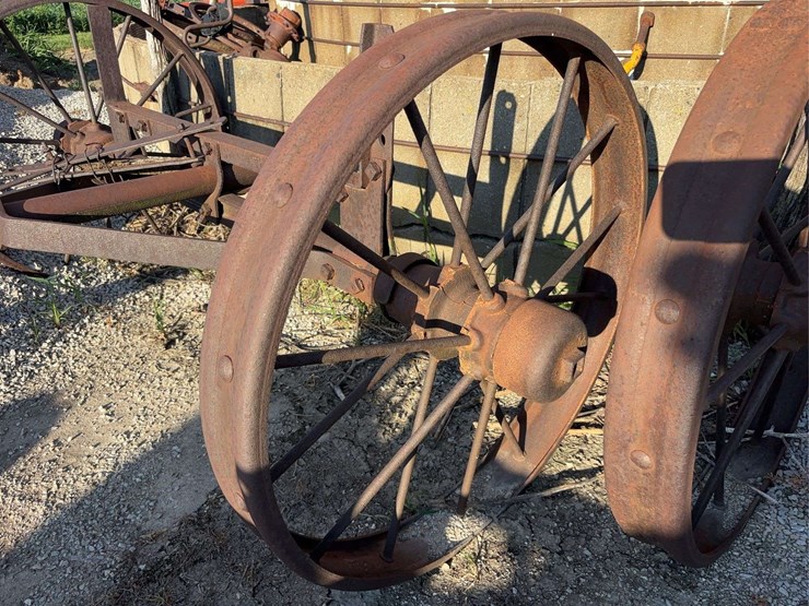 john-deere-running-gear-image-5