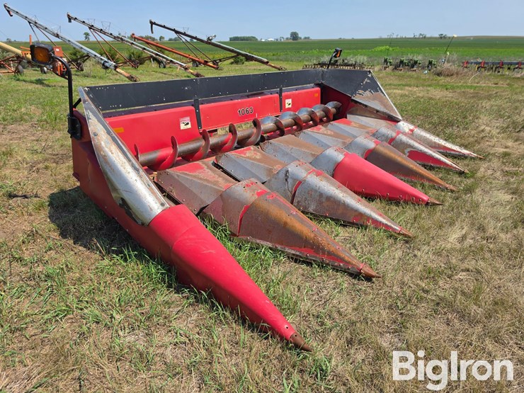1997-case-ih-1063-image-3