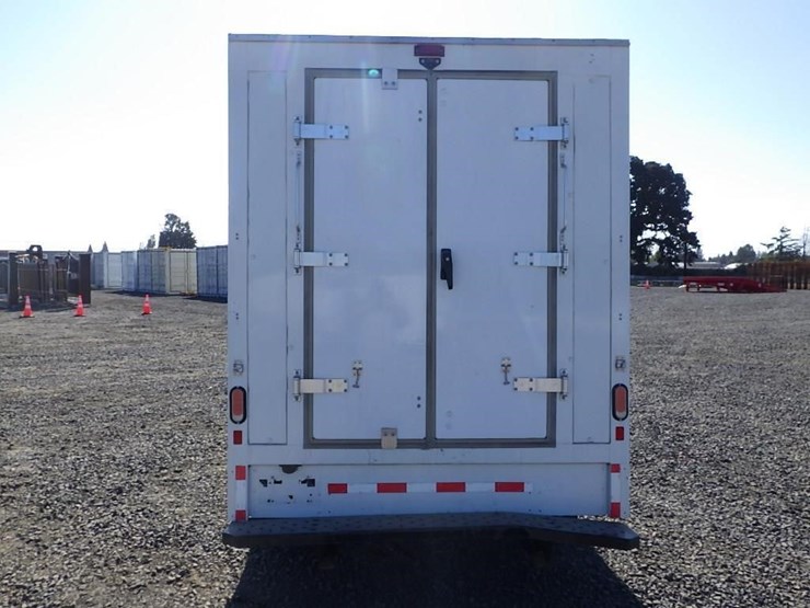 2023-gmc-3500-image-5