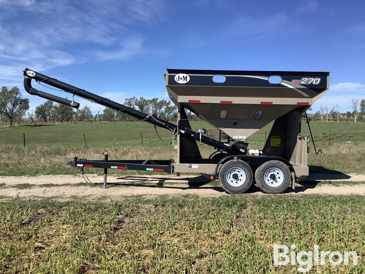 2019-j&m-ec270-image-8