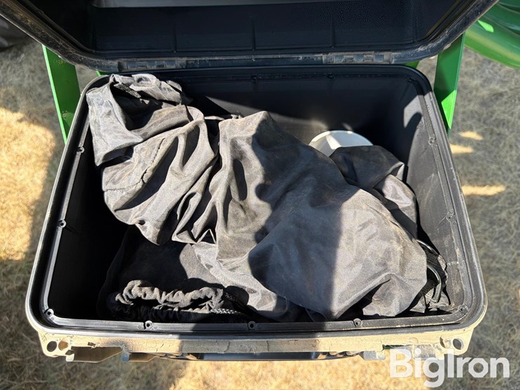2019-john-deere-1890-image-20