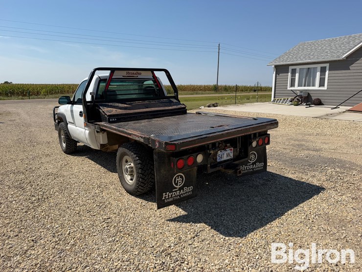 2002-gmc-sierra-2500-image-7