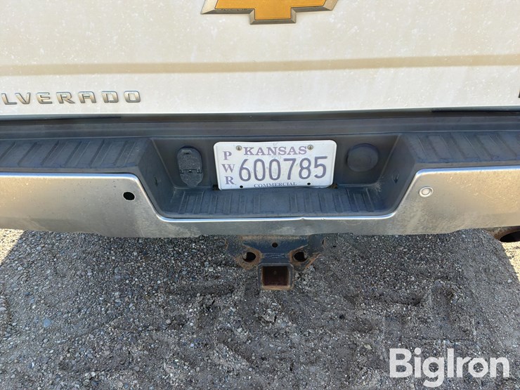 2015-chevrolet-silverado-2500-image-18