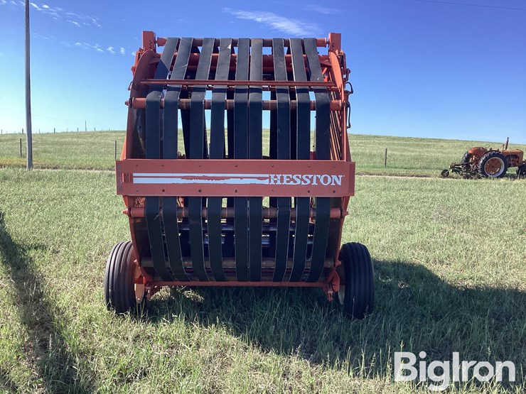hesston-5800-image-6