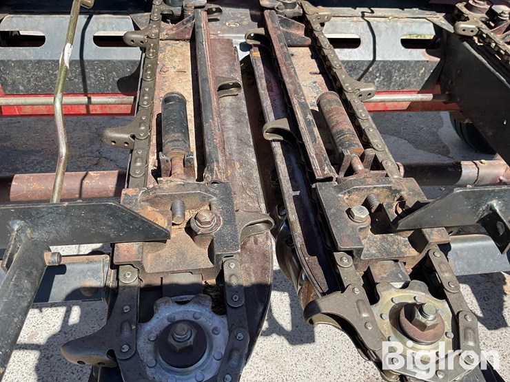 2012-case-ih-3412-image-12