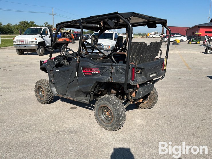 2019-pioneer-4x4-image-7