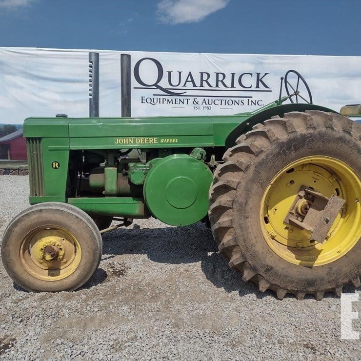 JOHN DEERE R