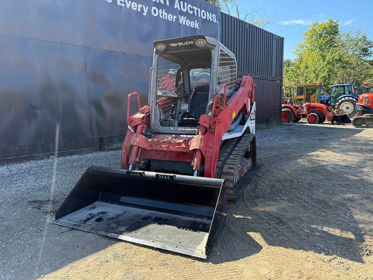 2018-takeuchi-tl10v2-image-8