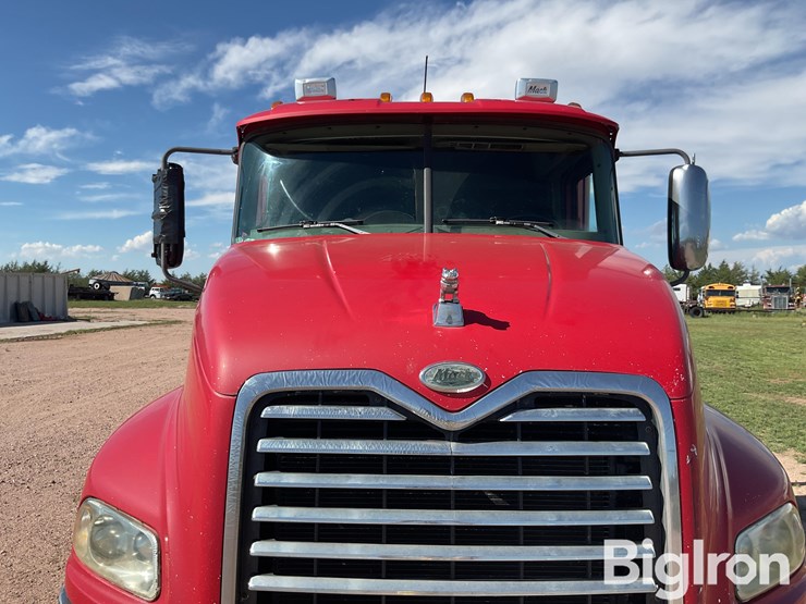 2005-mack-vision-cxn613-image-10