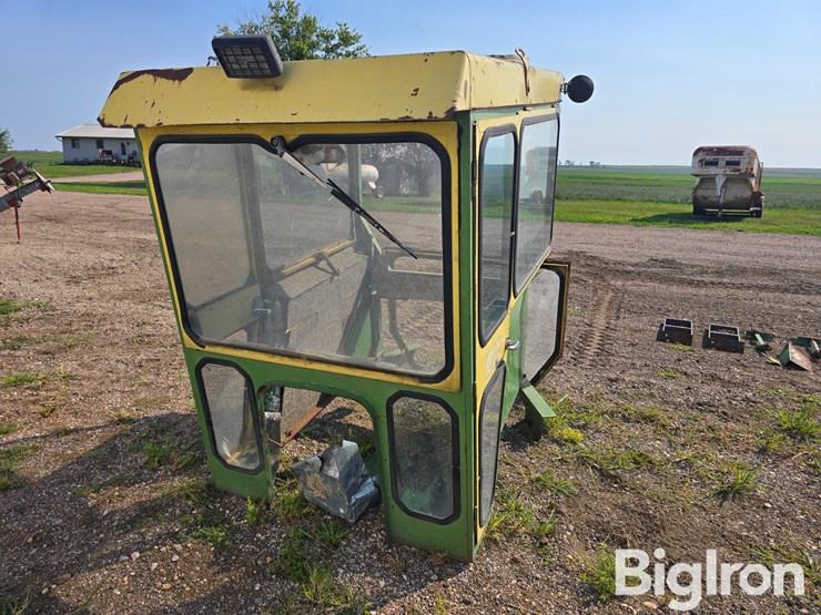 john-deere-4020-image-1