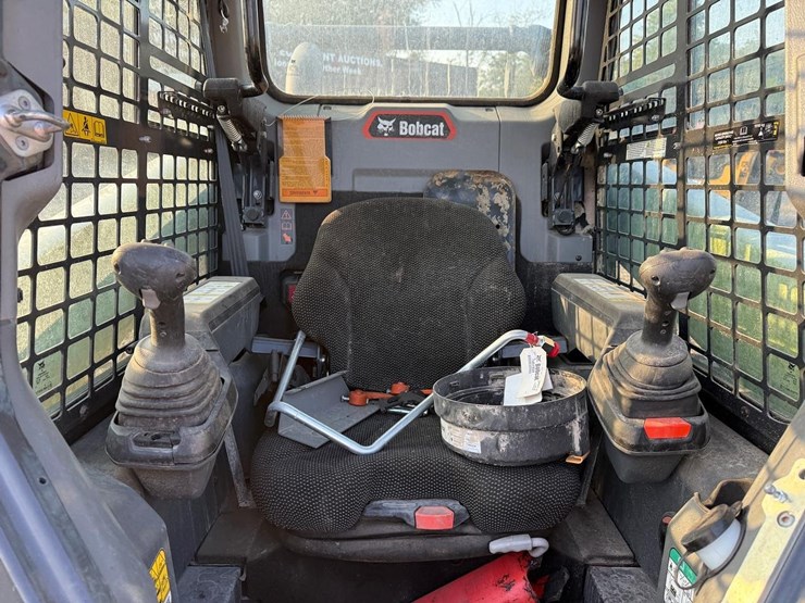2022-bobcat-t66-image-11