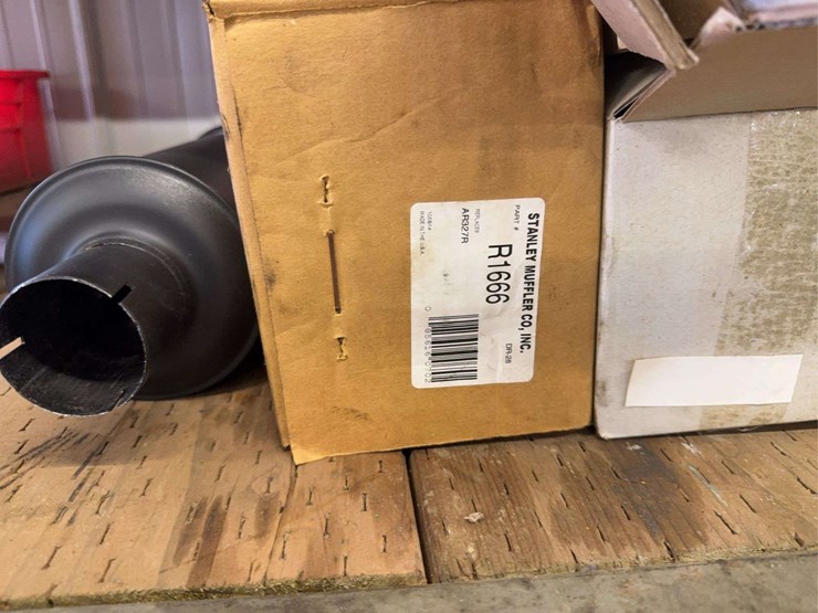 john-deere-muffler-assortment-image-3