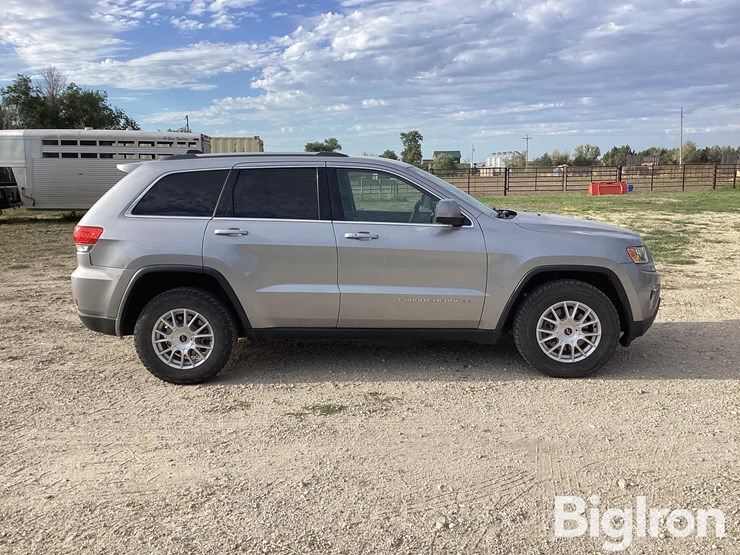 2014-jeep-grand-cherokee-laredo-image-4