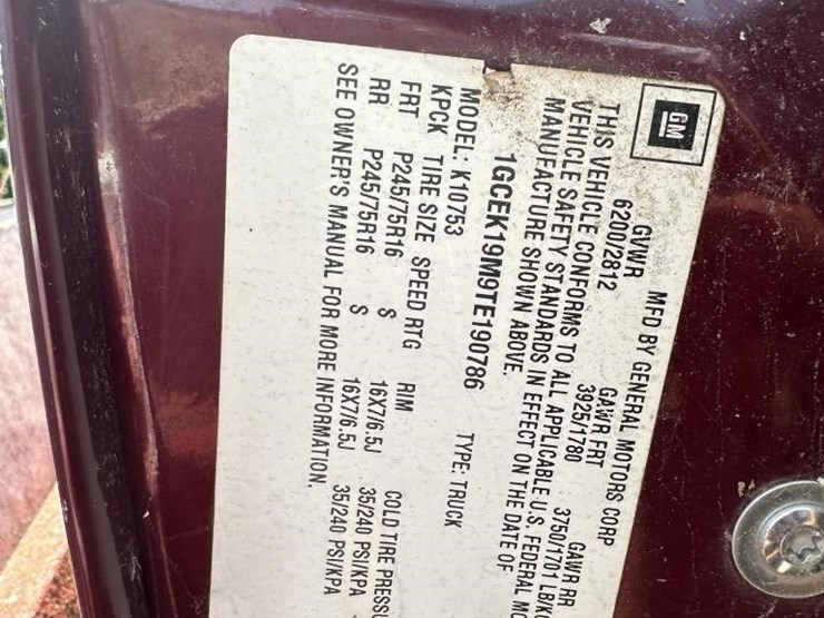 1996-chevrolet-silverado-1500-image-14