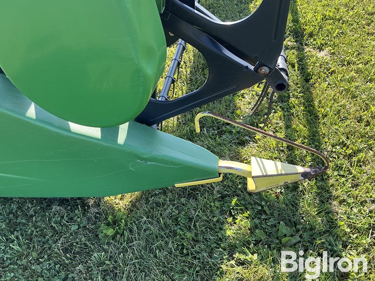 2017-john-deere-635f-image-18