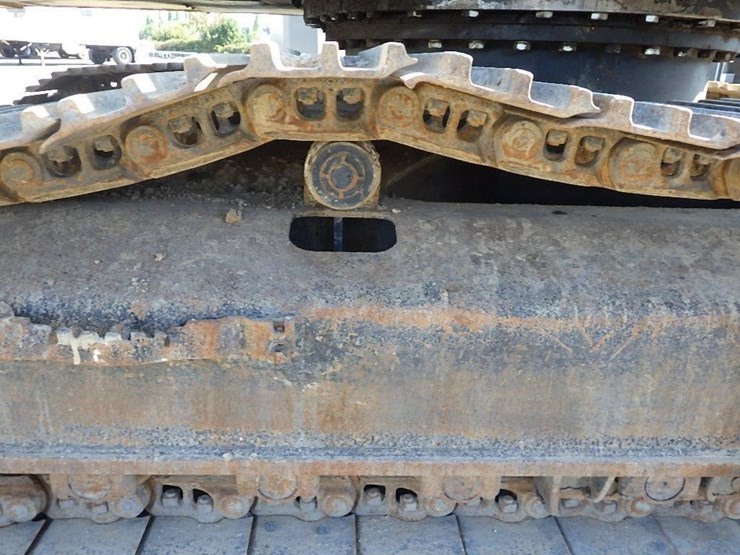 deere-330c-lc-image-26