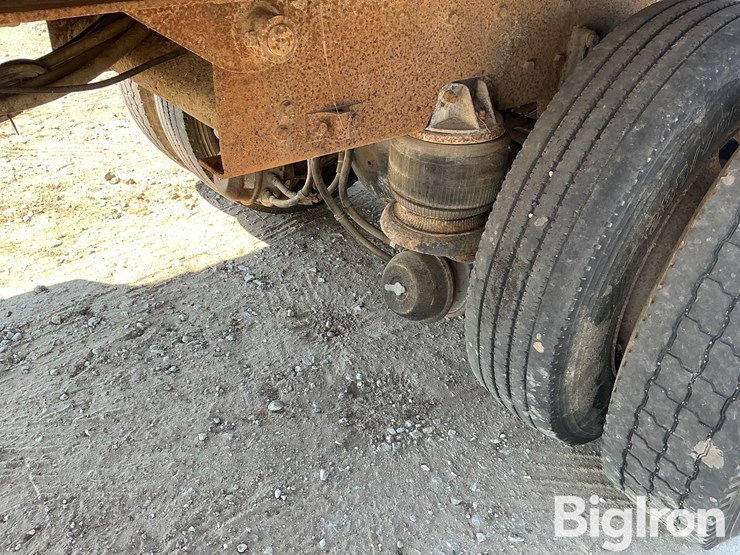 1990-kenworth-t400-image-19