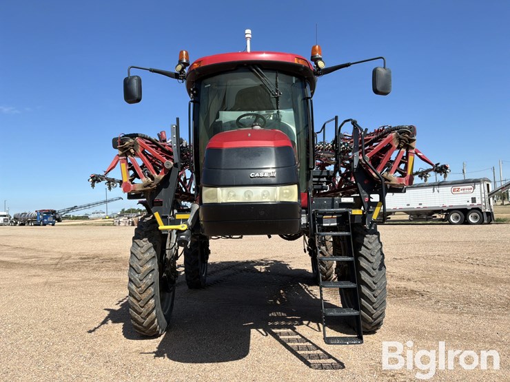 2016-case-ih-patriot-4440-image-2