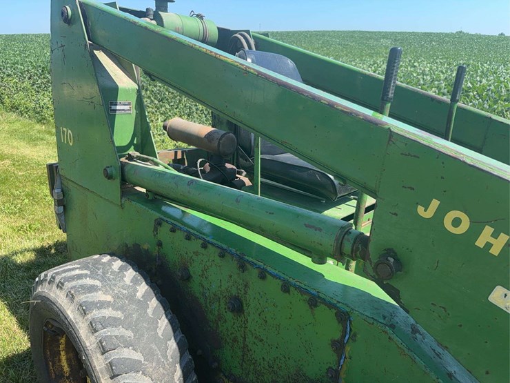 john-deere-170-image-23