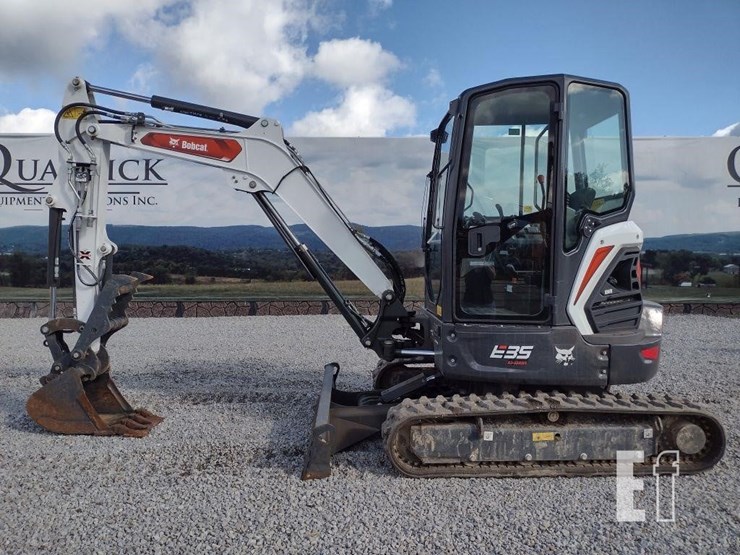2023-bobcat-e35r2-image-1