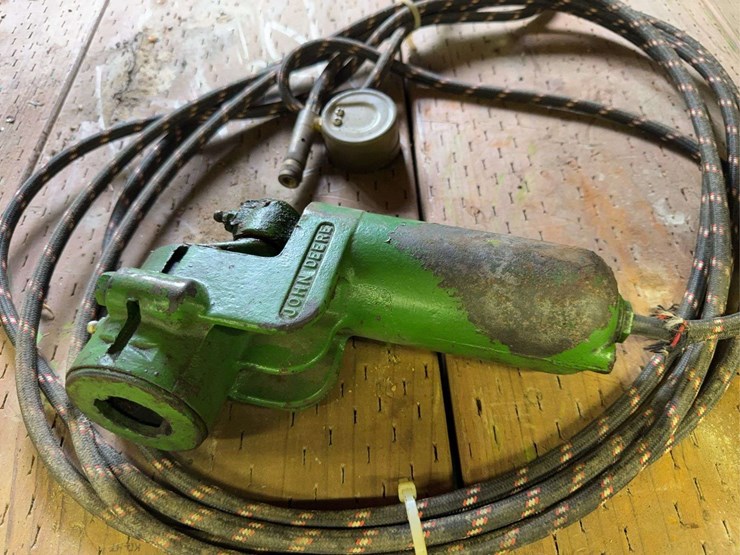 john-deere-pto-pump-image-2