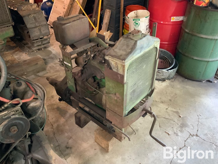 john-deere-luc-image-1