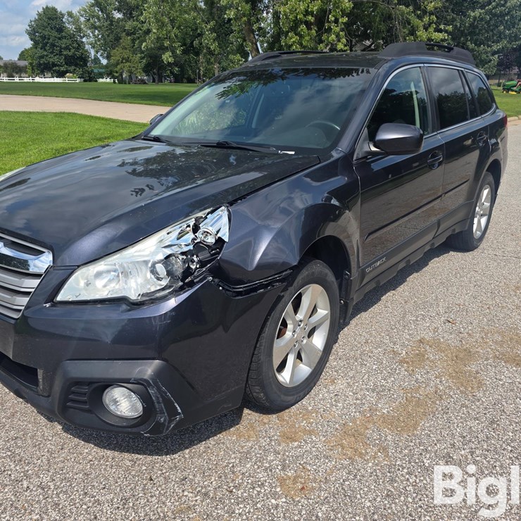 2013 SUBARU OUTBACK