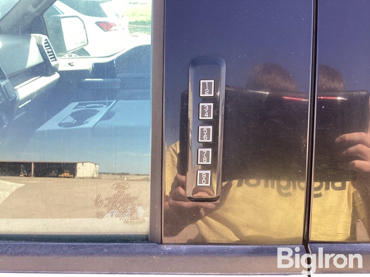 2017-ford-f150-xlt-image-15