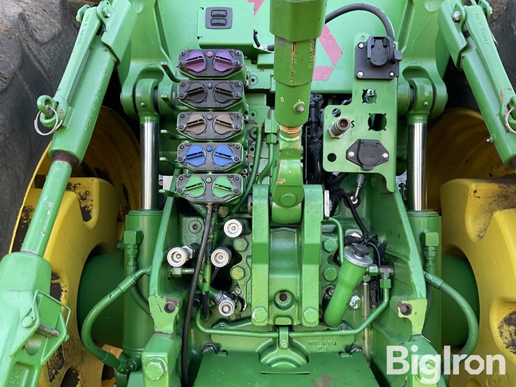 2016-john-deere-8370r-image-17