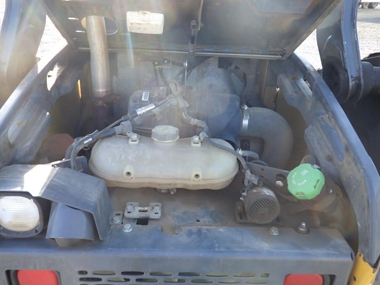 deere-325g-image-18