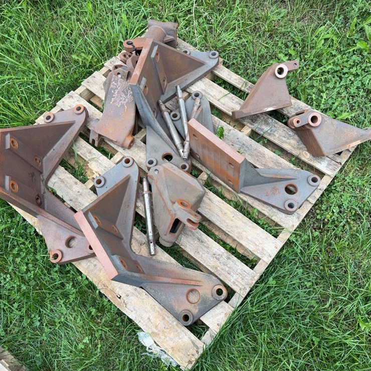 John Deere Dubuque High Crop Hitch Parts