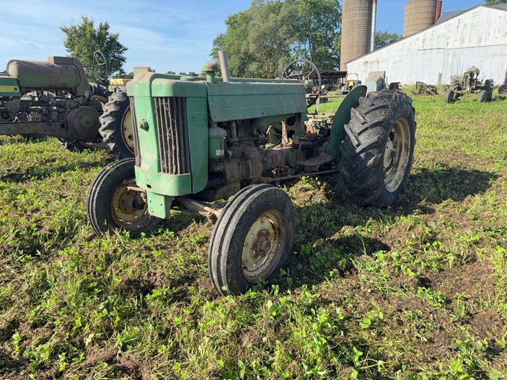 john-deere-420-image-1