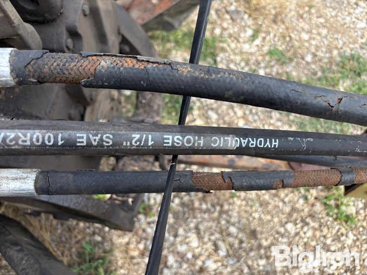 john-deere-1010-image-10
