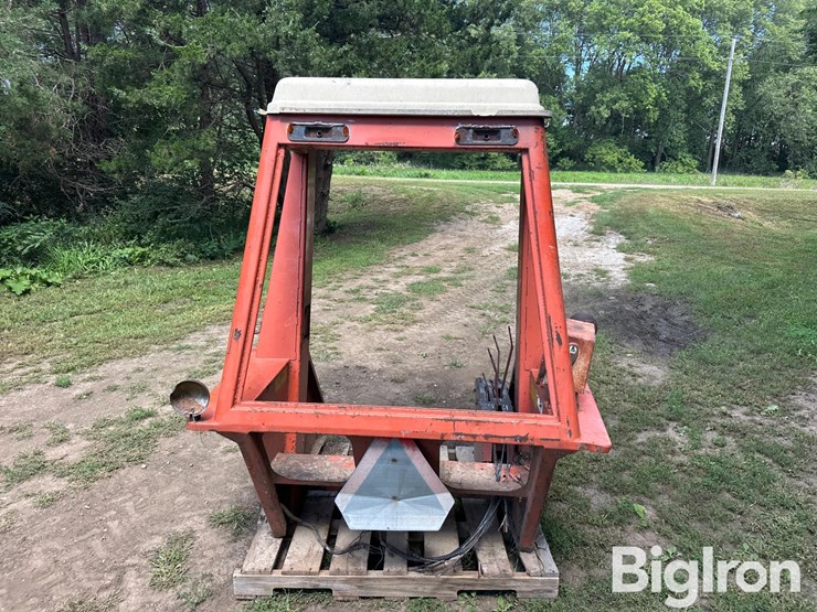 allis-chalmers-7000-image-7