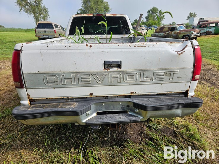 1997-chevrolet-silverado-3500-image-6