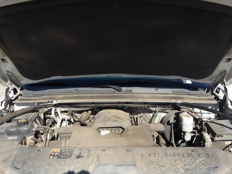 2015-chevrolet-tahoe-image-11