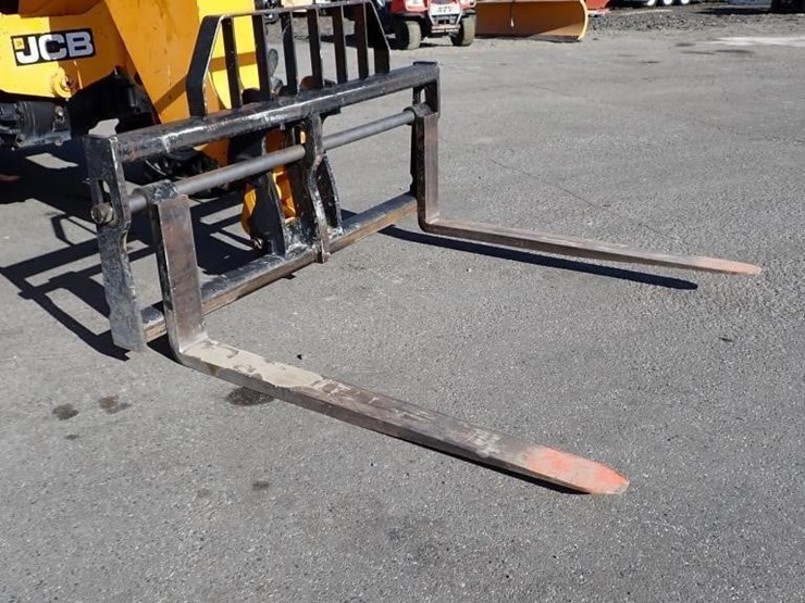 2018-jcb-509-42-image-6