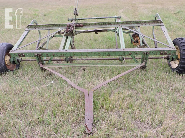 john-deere-10-image-1