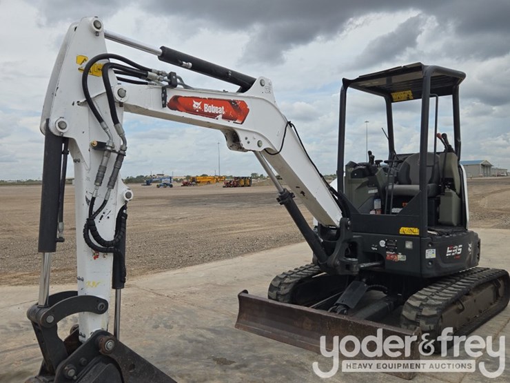 2022-bobcat-e35i-image-25