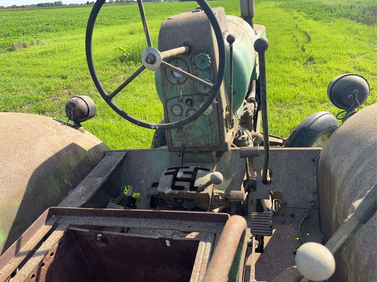 john-deere-620-image-9