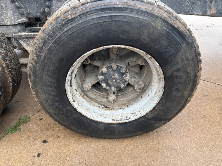 1994-ford-l8000-image-120