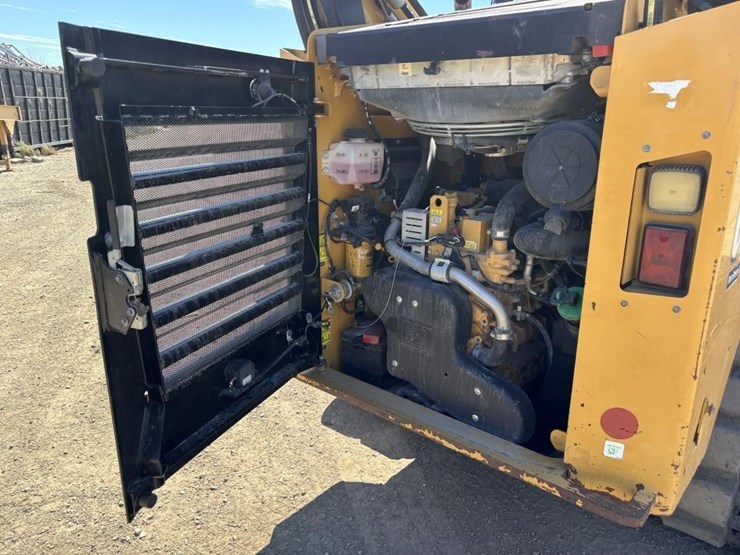 2020-caterpillar-289d3-image-34