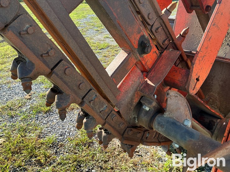 ditch-witch-r65-2-image-19