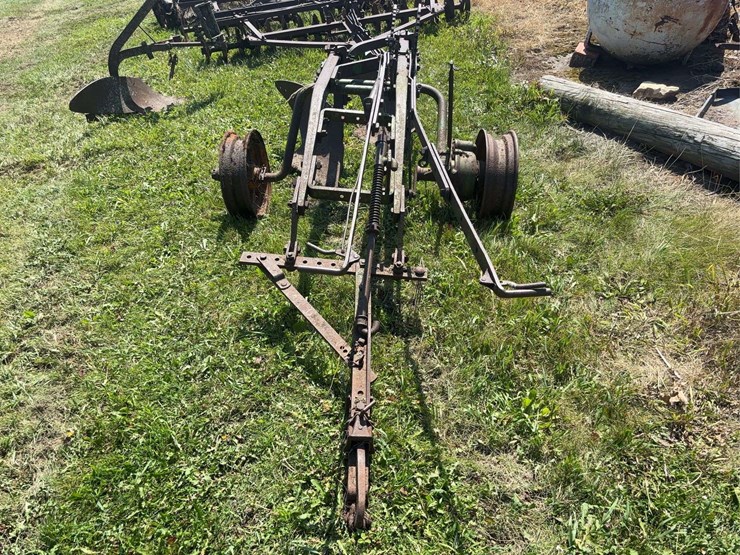 john-deere-14-image-2