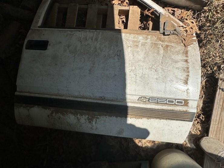 gm-truck-doors-image-3