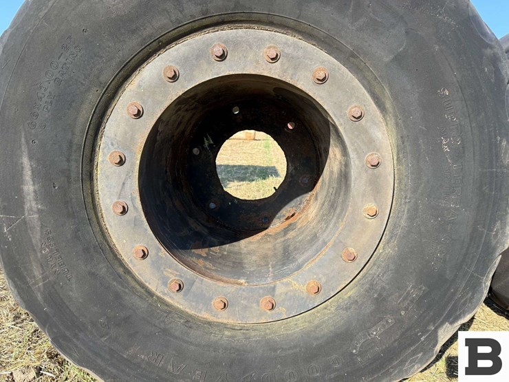buggy-tires-on-rims-image-9