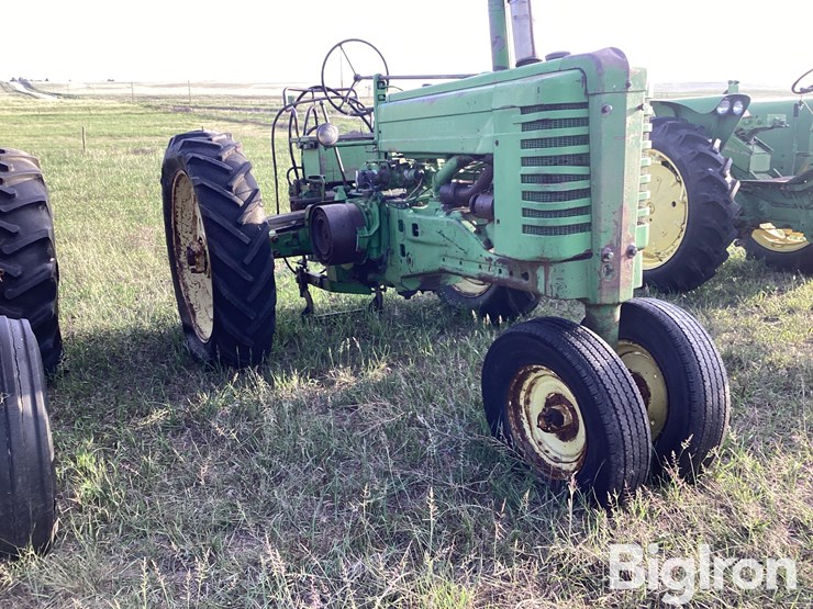 1951-john-deere-model-a-image-3