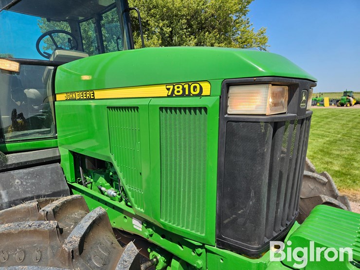 2001-john-deere-7810-image-12