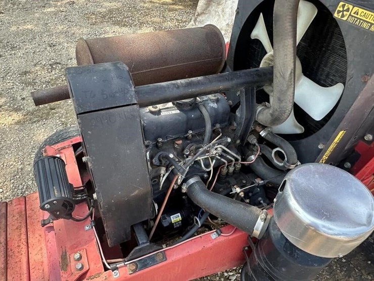 toro-groundsmaster-322d-image-12
